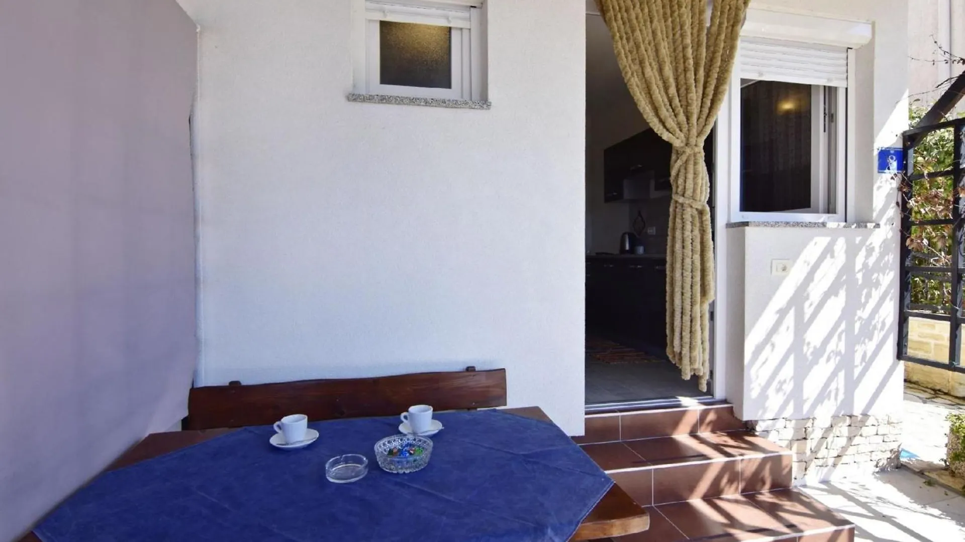 Neues Studio Mit Meerblick In Zambratija